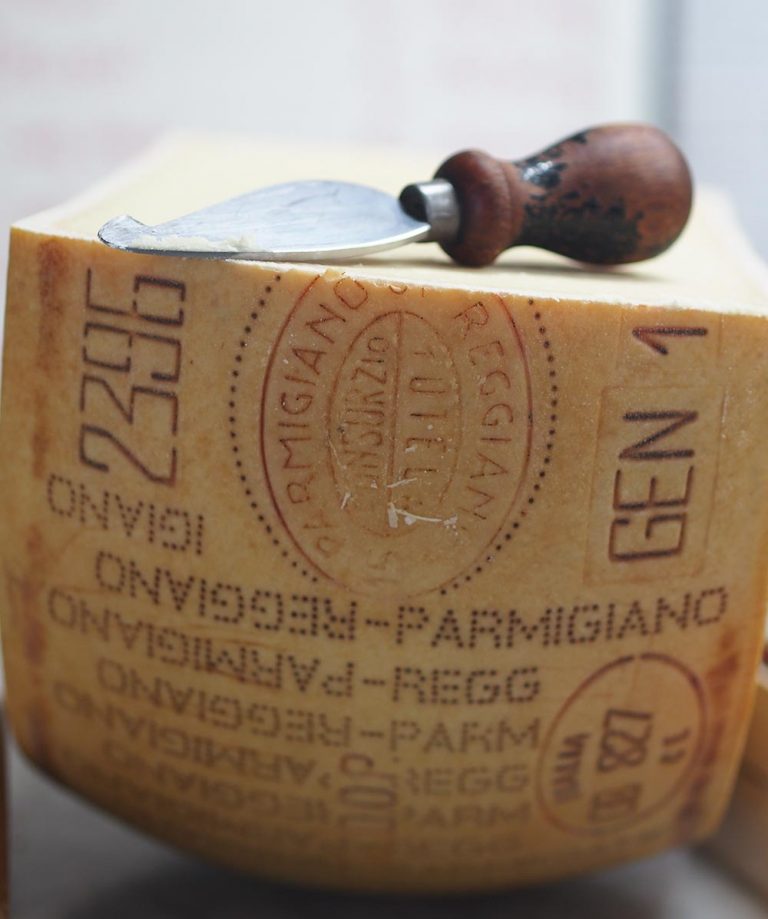 Was Ist Der Unterschied Zwischen Grana Padano Und Parmesan Unterschied zwischen Grana Padano und Parmesan, Parmigiano?