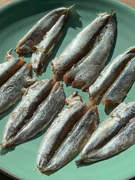 Knusprig-frittierte Sardellen, ein ganz einfaches Rezept