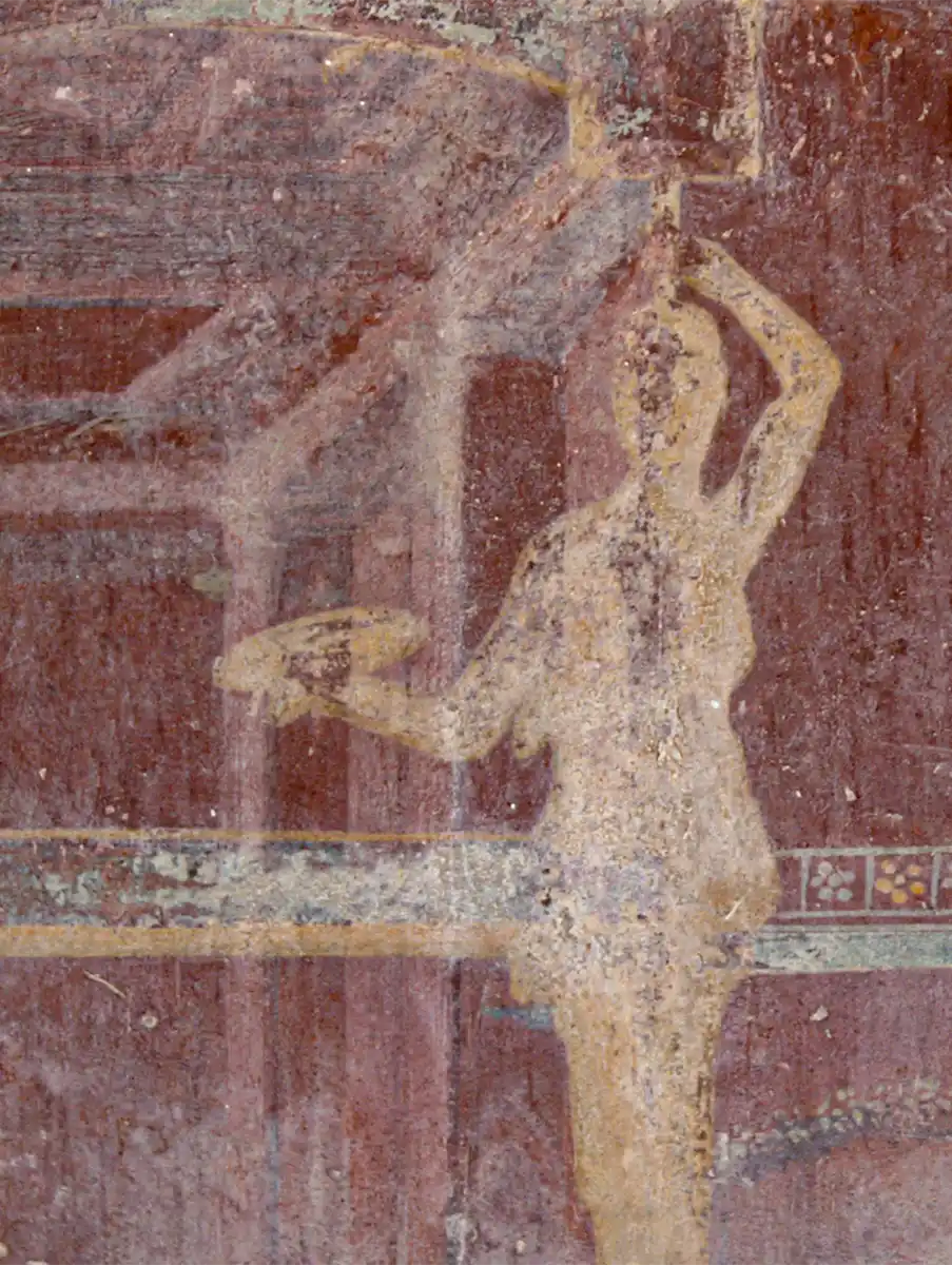 Pizza-Frau-Pompeji Antikes verblasstes Fresko, das eine Person zeigt, die mit einem erhobenen Arm eine Schüssel hält, vor einem rötlichen Hintergrund.